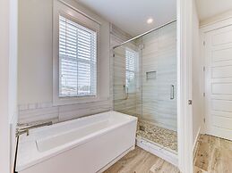 The View by Distinctive Beach Rentals