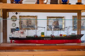 An Apartment Magnolia