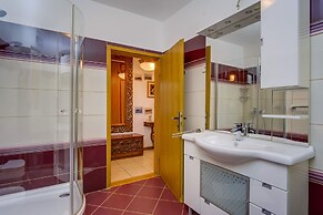 An Apartment Magnolia