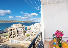 Getawaysmalta - Seashells Apartment 11 With Terrace and Sea Views in B