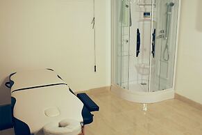 Luxury Apartment in Opatija for 8 People With Pool and Silk Bedding