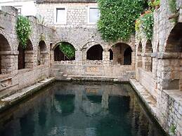 Superior Apartment in Stari Grad