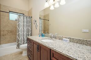 Cinnamon Beach Nautilus