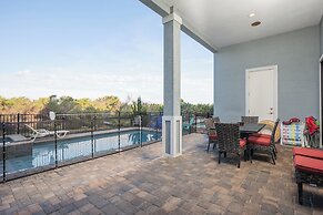 Cinnamon Beach Nautilus