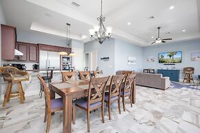 Cinnamon Beach Nautilus