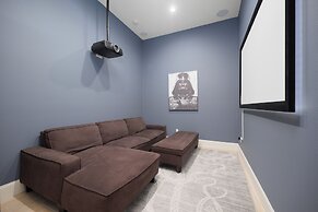 Cinnamon Beach Nautilus