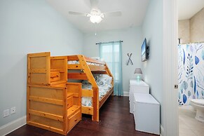 Cinnamon Beach Nautilus