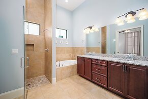 Cinnamon Beach Nautilus