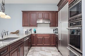 Cinnamon Beach Nautilus