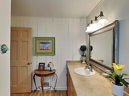 Hunter's Haven by Distinctive Beach Rentals