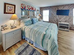 Hunter's Haven by Distinctive Beach Rentals
