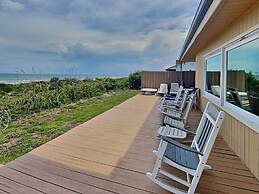Hunter's Haven by Distinctive Beach Rentals