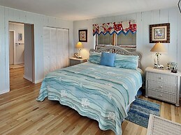 Hunter's Haven by Distinctive Beach Rentals