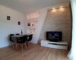 Modern Apartment With Seaview