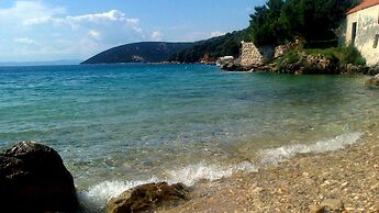 Modern Apartment With Seaview
