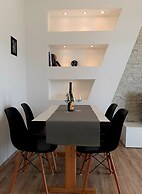 Modern Apartment With Seaview