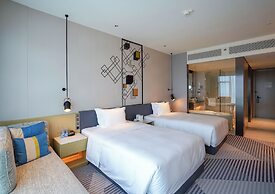 Crowne Plaza Foshan Nanhai-an IHG Hotel-Guangzhou South Railway Statio