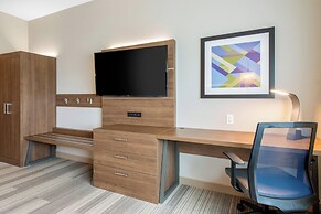 Holiday Inn Express & Suites Wildwood The Villages by IHG