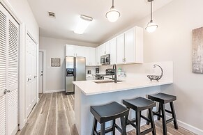 61 Batchelors Button