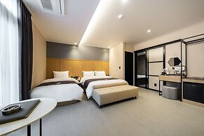 Brown Dot Hotel Suwon
