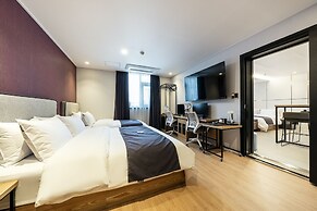 Brown Dot Hotel Suwon