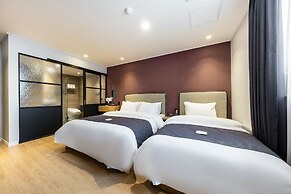Brown Dot Hotel Suwon