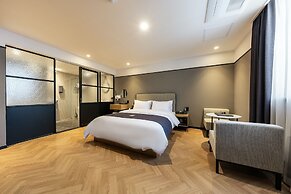Brown Dot Hotel Suwon