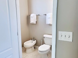 High Tide by Distinctive Beach Rentals