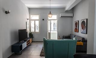 YalaRent Boutique apartments in Jaffa's flea market - Families only