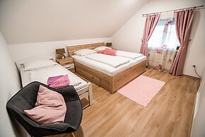 Guesthouse Leški Dvor