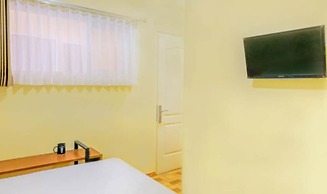 Omah Anin Boarding House