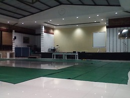 Cunang Hill Hotel & Resort