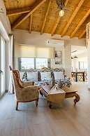 Kismet Apt - Retreat to a Stylish home