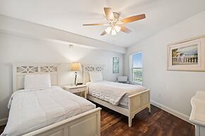 Seacrest 301B is a 2 BR Gulf front on Okaloosa Island by RedAwning