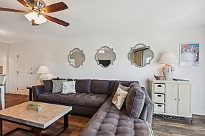 Seacrest 301B is a 2 BR Gulf front on Okaloosa Island by RedAwning