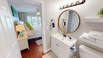 Seacrest 308 is a 2 BR Gulf front on Okaloosa Island by RedAwning