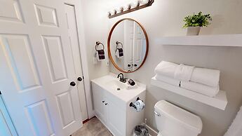 Seacrest 308 is a 2 BR Gulf front on Okaloosa Island by RedAwning