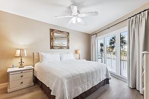 Seacrest 210 is a 2 BR on Gulf side of Okaloosa Island by RedAwning
