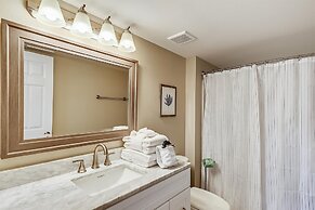 Seacrest 201A is a Studio w/Kitchenette on the Gulf by RedAwning