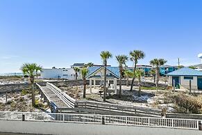 Seacrest 201A is a Studio w/Kitchenette on the Gulf by RedAwning