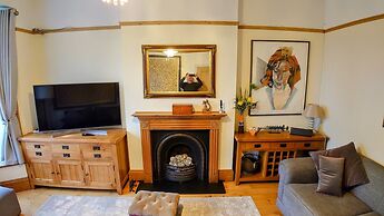 Gorgeous 4-bed House in Bexhill-on-sea, sea Views