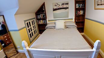 Gorgeous 4-bed House in Bexhill-on-sea, sea Views