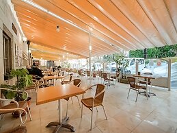 OYO Hotel Restaurante La Pinta