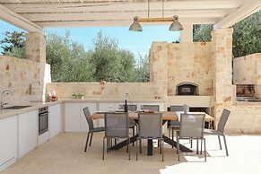 TD Trulli Balice Cozy Trulli with Pool