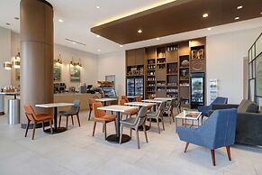 Hilton Garden Inn Anaheim Resort