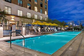 Hilton Garden Inn Anaheim Resort