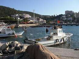 2 Bed Penthouse Apartment With Stunning Sea View