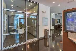 BC-324: Channelside Luxury Apartment