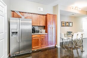 BC-324: Channelside Luxury Apartment