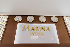 Marina Hotel